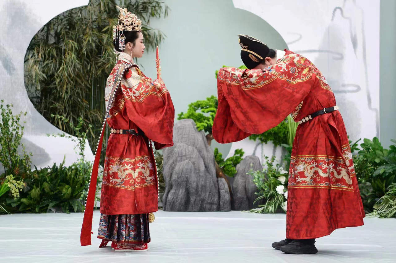 4【暖心服务】婚俗2.jpg 4【暖心服务】婚俗2.jpg