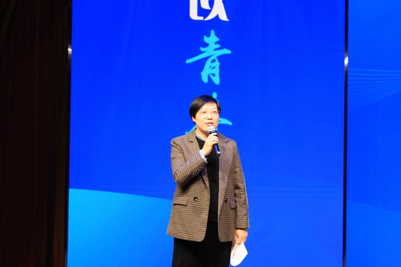领导点评.JPG