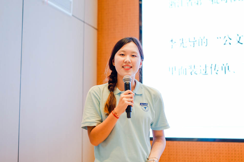 浙大学生宣讲.jpg 浙大学生宣讲.jpg