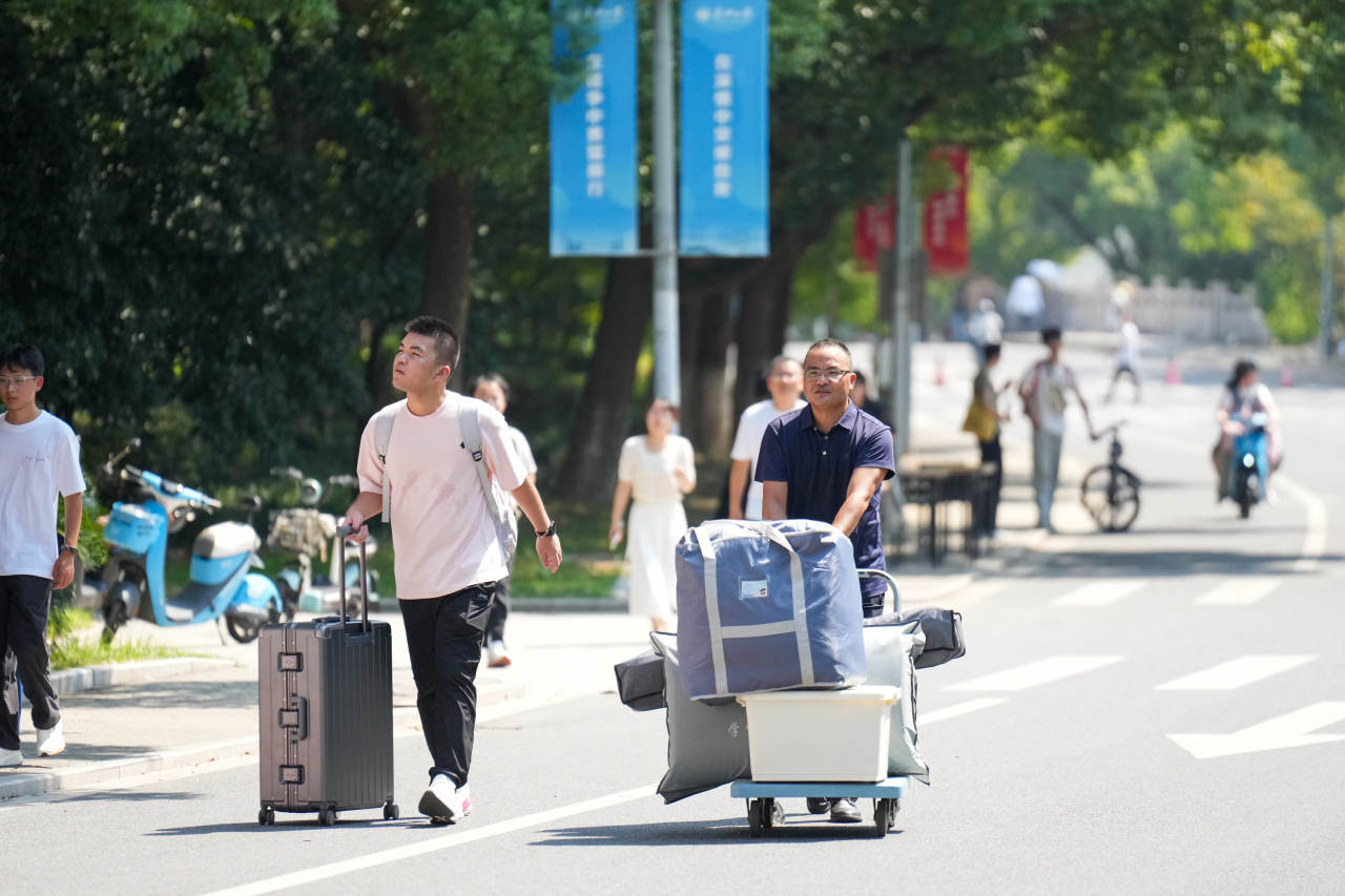 杨晴峰 (7).jpg 杨晴峰 (7).jpg